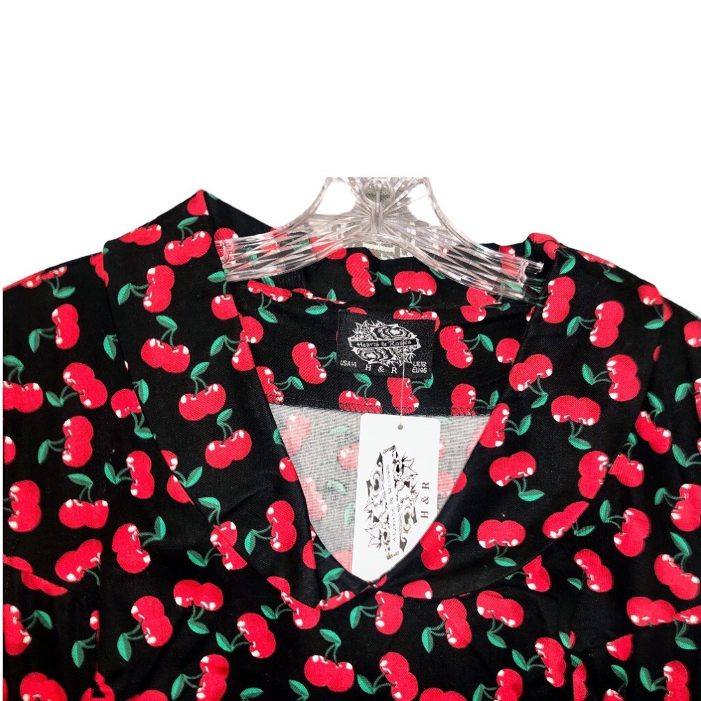 🆕 Retro Cherry Dress 🍒 - Picture 3 of 8
